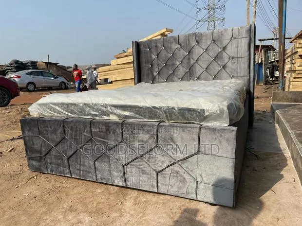 Double BED Frame Foreign Size · Photo 1