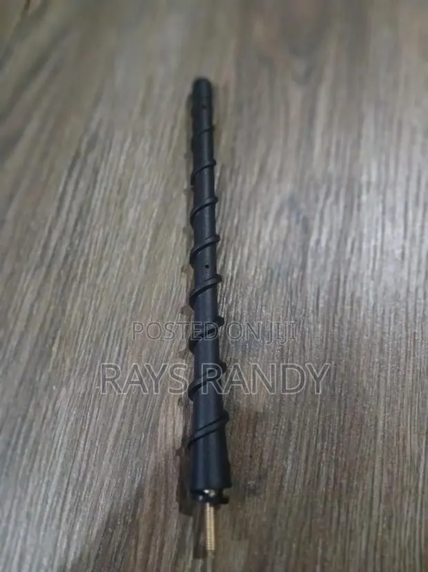 Powerful Antennas for Ford, Jeep and RAM · Photo 1
