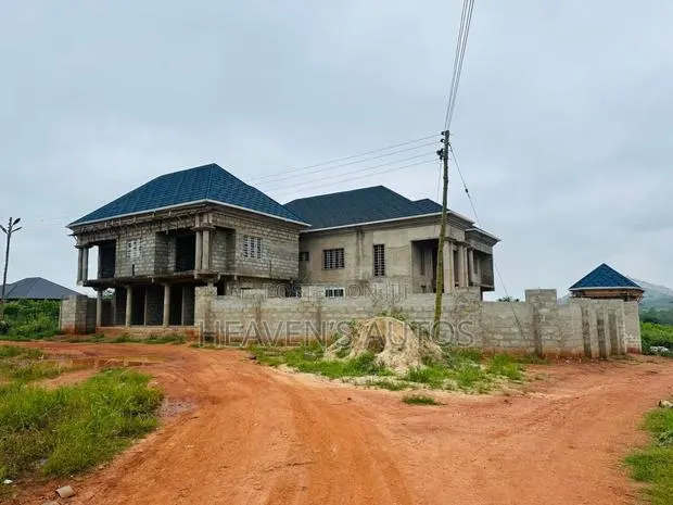 Newly Built House for Sale · Photo 2