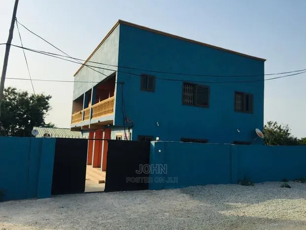6bdrm Block of Flats in Ajeole Apartments, Weija for sale · Photo 1