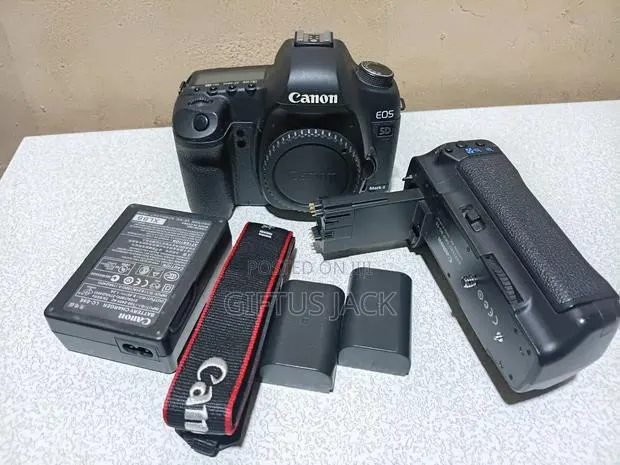 Canon 5D Ii · Photo 1