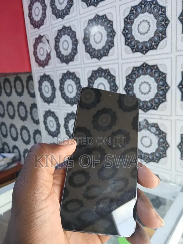 Samsung Galaxy S23 128 GB Black · Photo 1