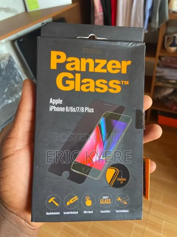 Apple iPhone 6 / 6s / 7 / 8 Plus Screen Protector · Photo 1