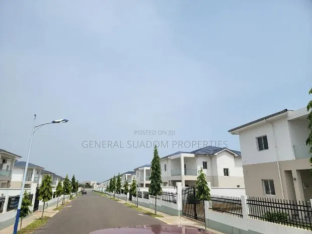 5bdrm Duplex in Suadom Properties, Spintex for rent · Photo 1