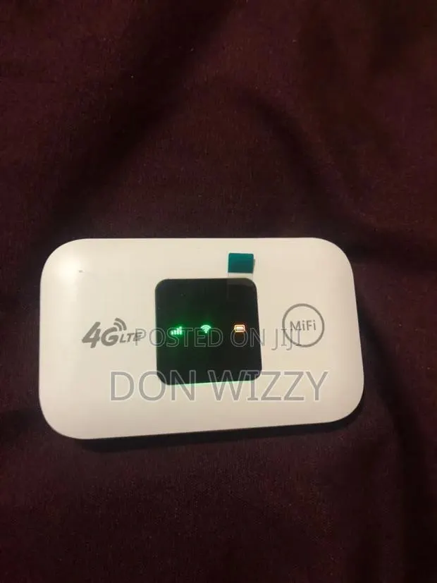 Universal 4G LTE Mifi Router · Photo 1