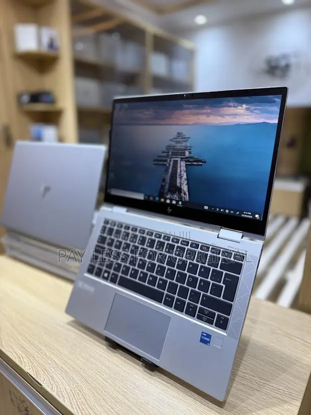 Laptop HP EliteBook 1040 G8 16GB Intel Core i7 SSD 512GB · Photo 1