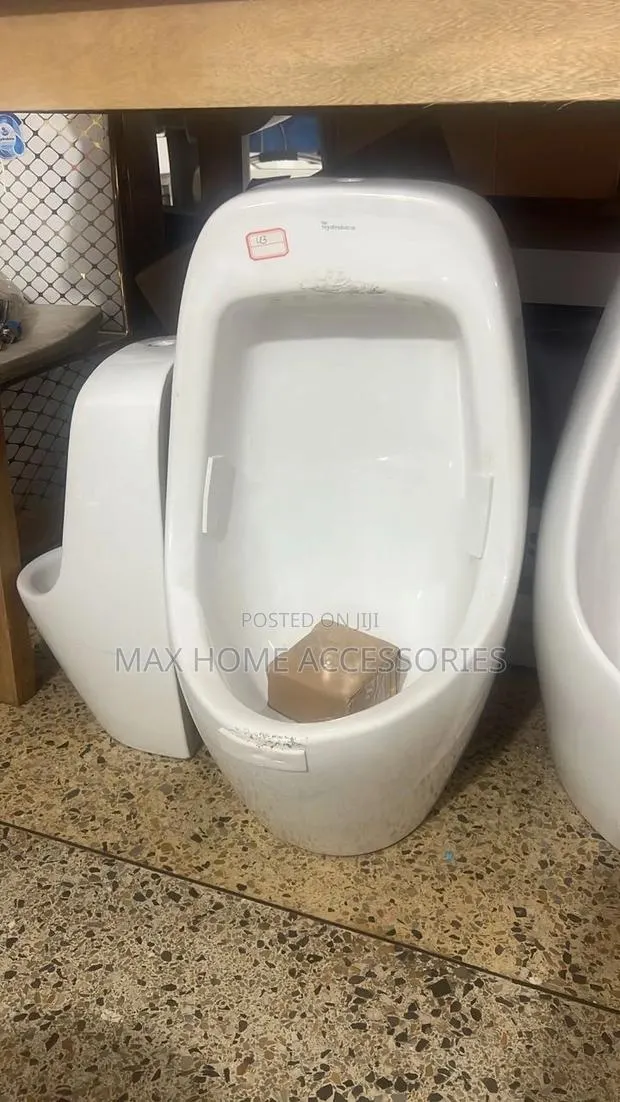Hydrobano Long Urinal Pot · Photo 1