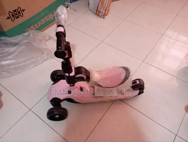 Kids 5-in-1 Adjustable Scooter With Seat Led Wheels – Blue and Pink · Photo 1