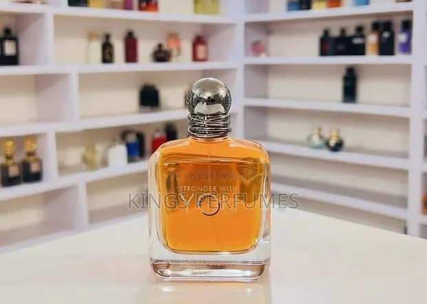 Luxury Perfume · Photo 1