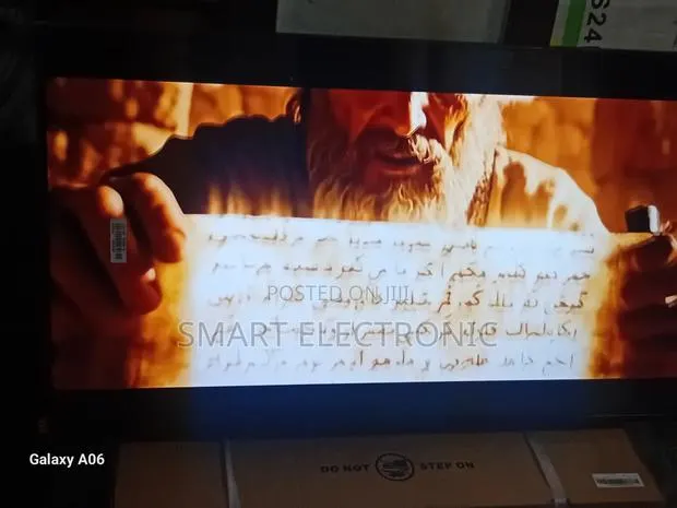 Samsung 43-Inch Smart Television With Dynamic Crystal Color · Photo 1