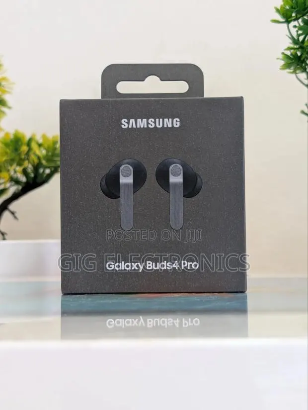 Samsung Galaxy Buds 4 Pro Noise-Canceling Earbuds (Black) · Photo 1