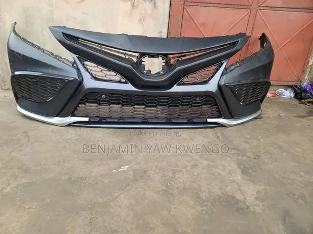 Camry 2023 Front Bumper SE · Photo 1