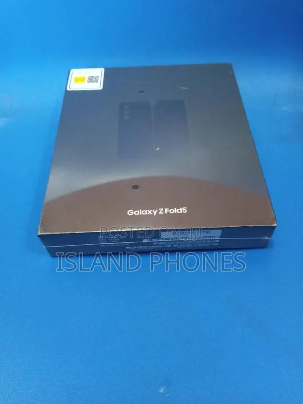 New Samsung Galaxy Z Fold 5 512 GB Black · Photo 1
