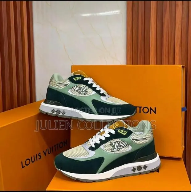 Louis Vuitton LV Green · Photo 1