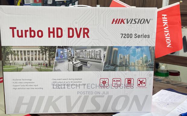 Hikvision 4ch DVR Up to 5mp and Ids-7204hqh1/S · Photo 2