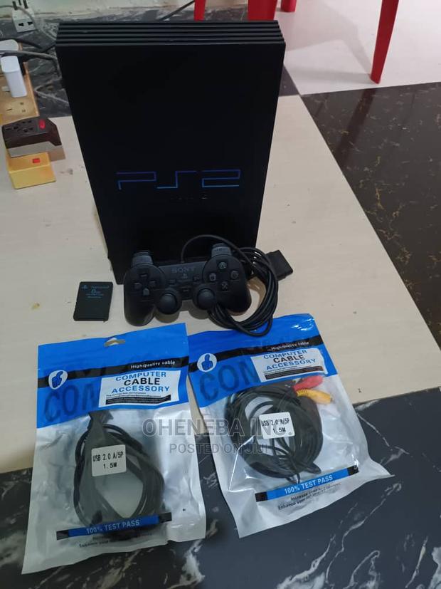 Ps2 Standard Console With Games for Sale · Photo 2