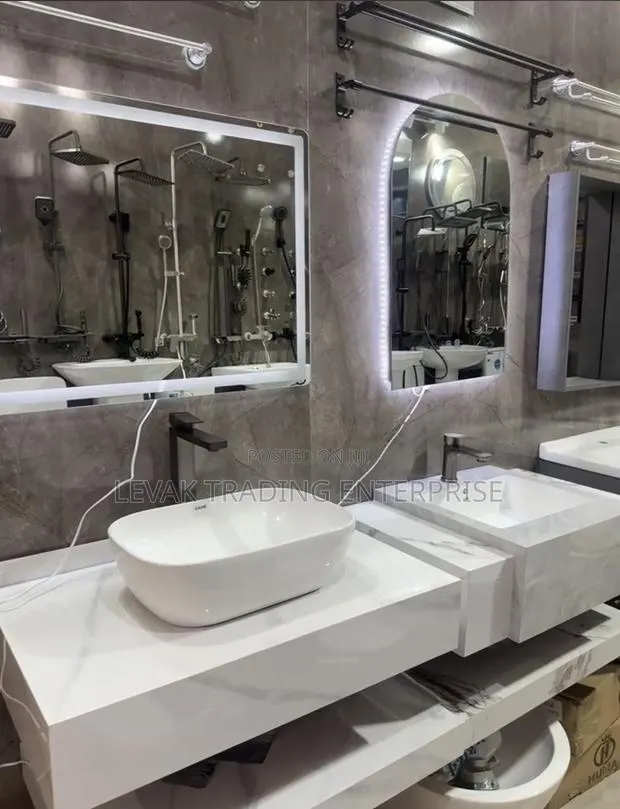 Cabinet Basin _ Hanging Basin- Small Sink · Photo 1