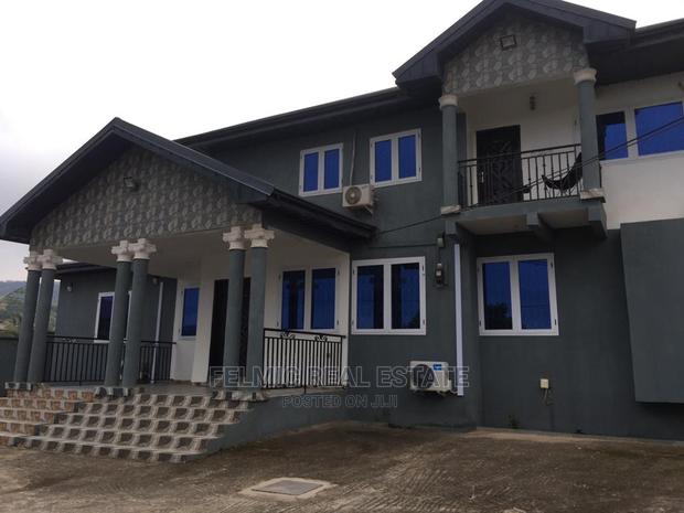 6bdrm Duplex in Felmic Real Estate, Pokuase for sale · Photo 4