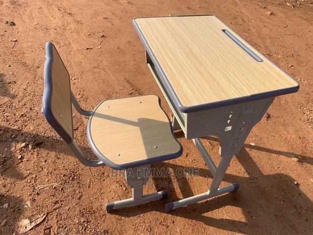 Adjustable Students Table And Chair For All Classes · Photo 3