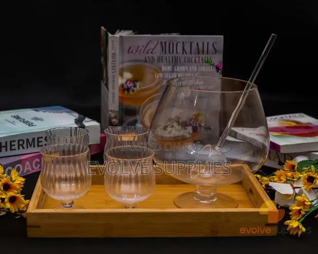 3L Glass Fish Bowl With 4 Hexagonal Glasses · Photo 1