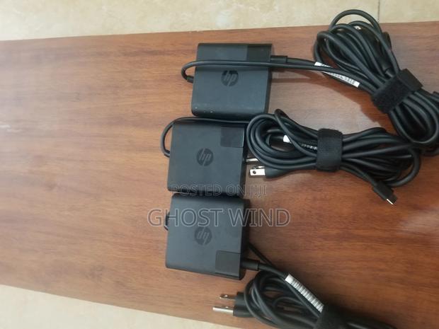 Type C Chargers by HP · Photo 1