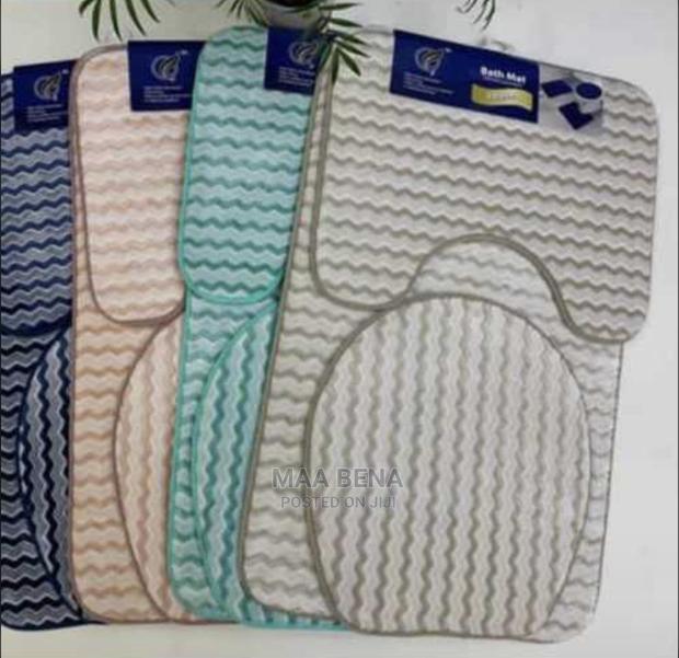 Toilet Mat Set · Photo 1