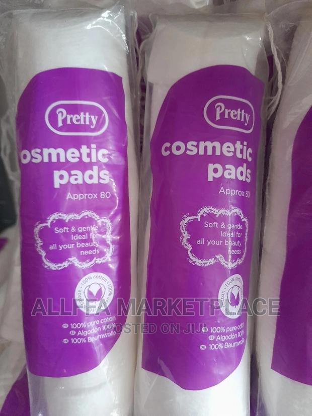 Pretty Cosmetic Pads · Photo 1