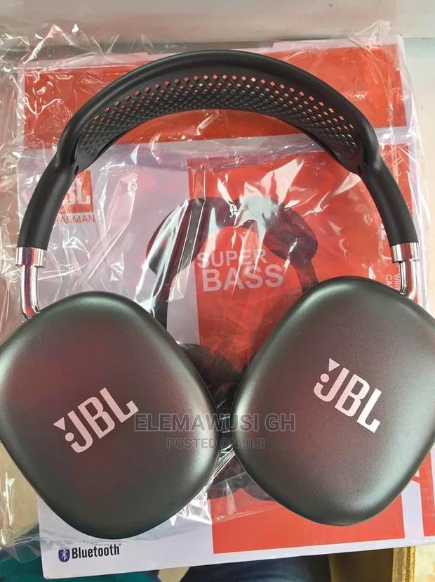 JBL I12 Supper Bass Wireless Headset · Photo 2