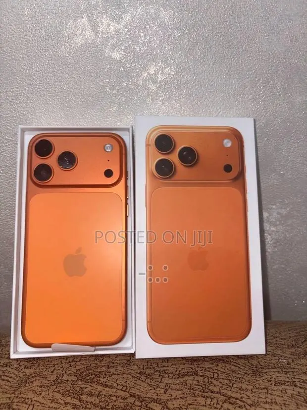 Apple iPhone 17 Pro Max 512 GB Orange · Photo 1