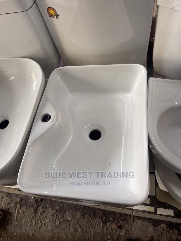 Vanity Basin - Counter Top Basin - Pedicure Basin · Photo 1
