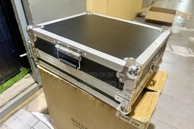 Kingkong DMX 1024 Stage Light Controller With Case · Photo 2