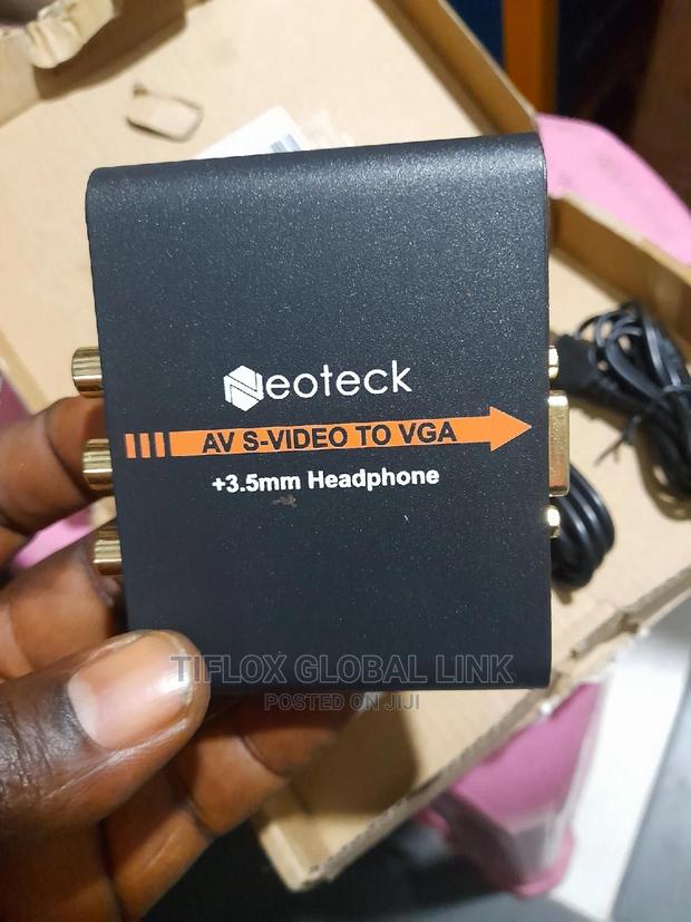 Avs-Video to VGA Converter (Uk) · Photo 1