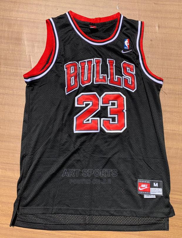 Bulls Basketball Jersey · Photo 1