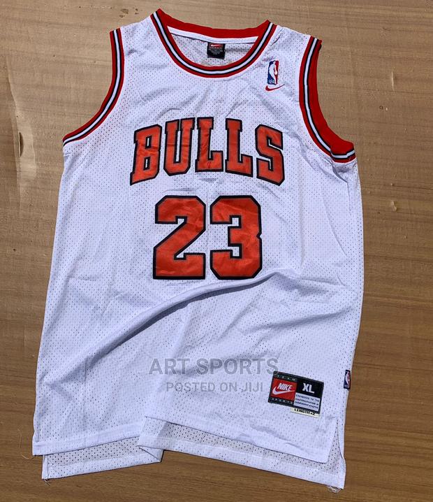 Bulls Basketball Jersey · Photo 3