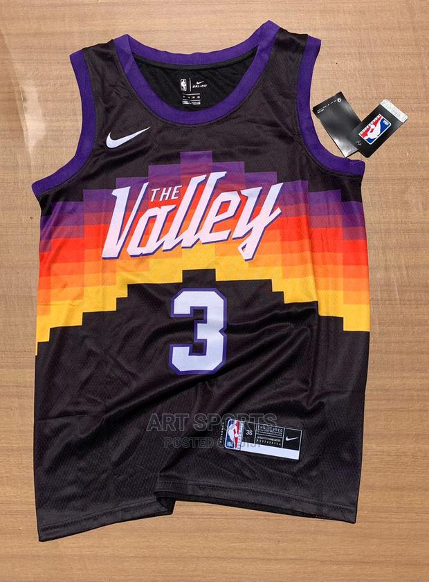 Original Basketball Jersey · Photo 2
