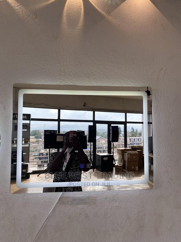Brand New LED MIRROR · Photo 1