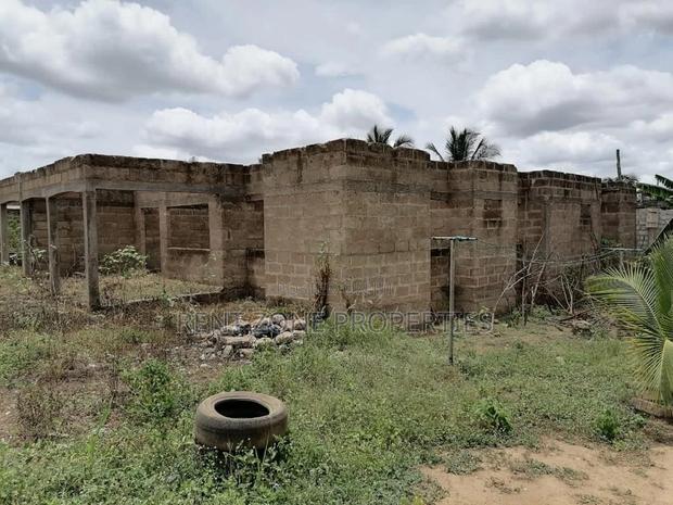 4bdrm House in Kasoa for Sale · Photo 2