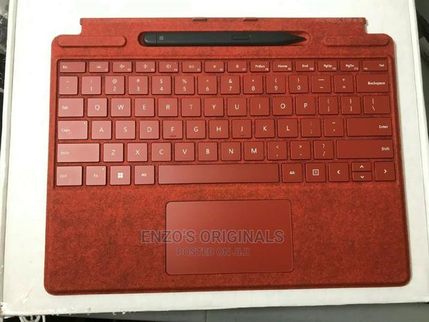 Surface Pro 8, 9, X and 11 Keyboard Type Cover With Pen Slot New · Photo 4