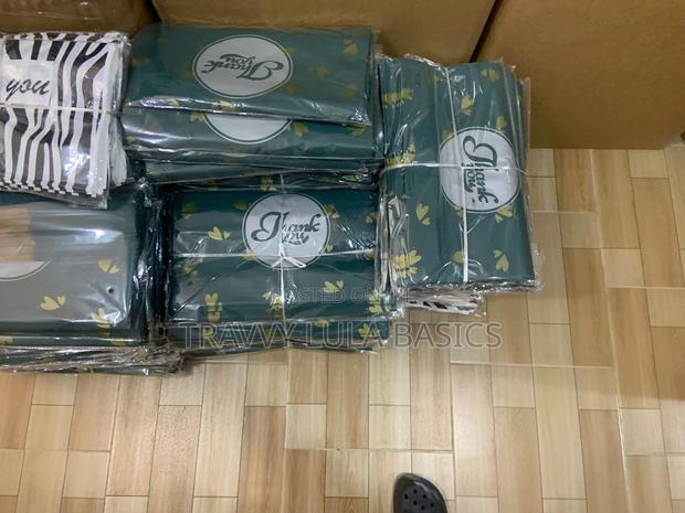 New Green Pullout Drawstring Shopping Bags · Photo 4
