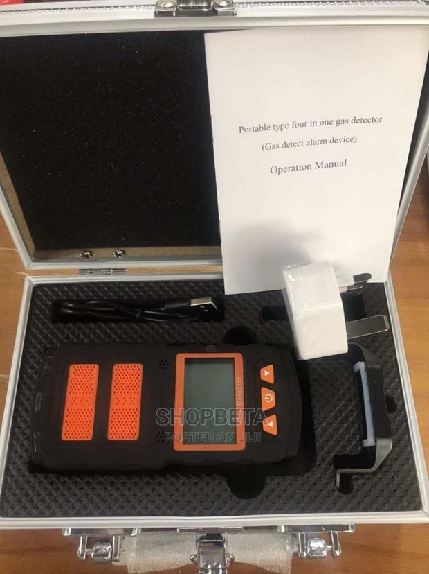 Best 4 In 1 Gas Detector 2023 · Photo 3