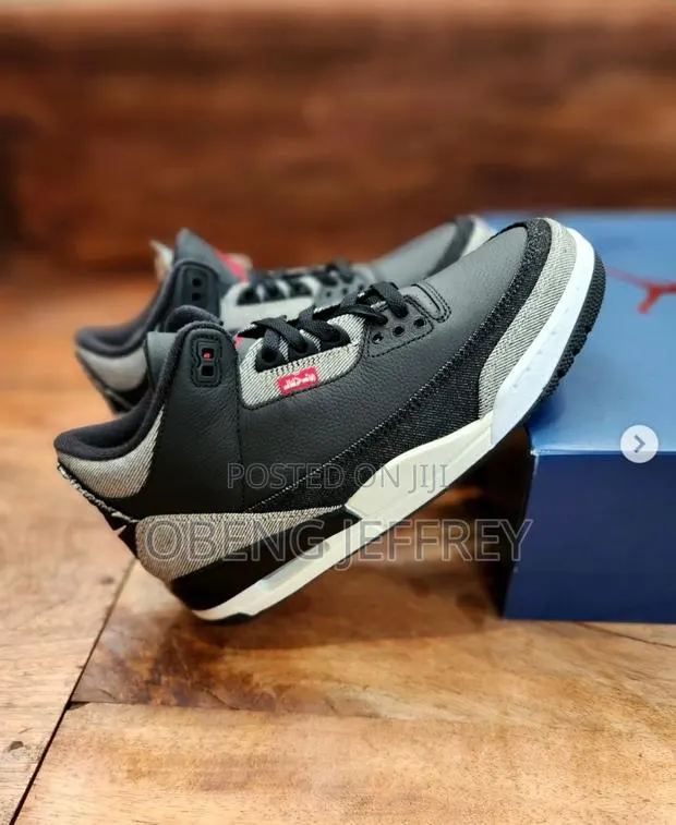 Original Air Jordan 3 Levi’s Retro SP Black Denim · Photo 1