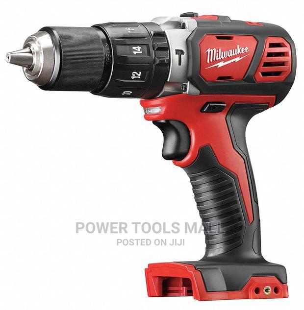 Milwaukee 18v Percussion Drill Compact Brushless 4a 2b · Photo 1