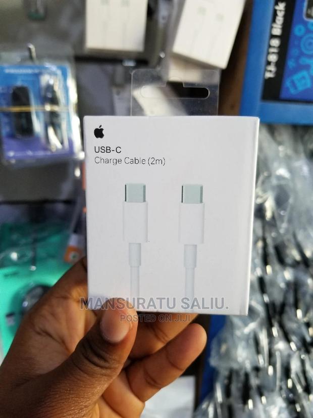 Apple Type C Cable · Photo 2