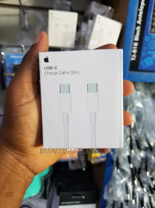 Apple Type C Cable · Photo 3