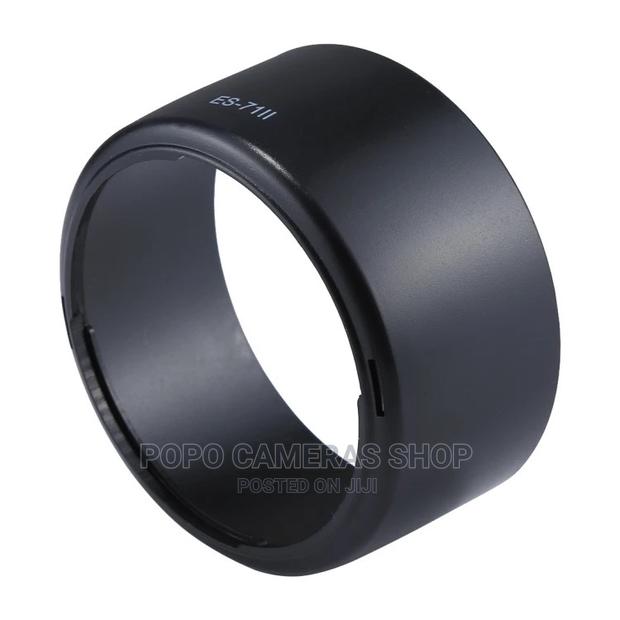 Es-68 Lens Hood For Canon 50mm Lens · Photo 1