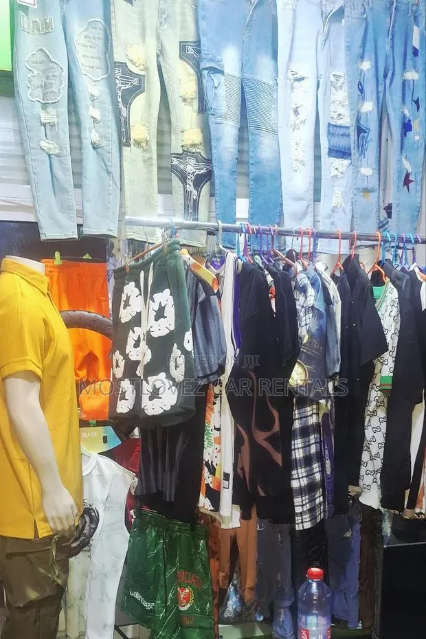 Stock Men's Jeans And T Shirt For Sale In Labadi · Photo 1