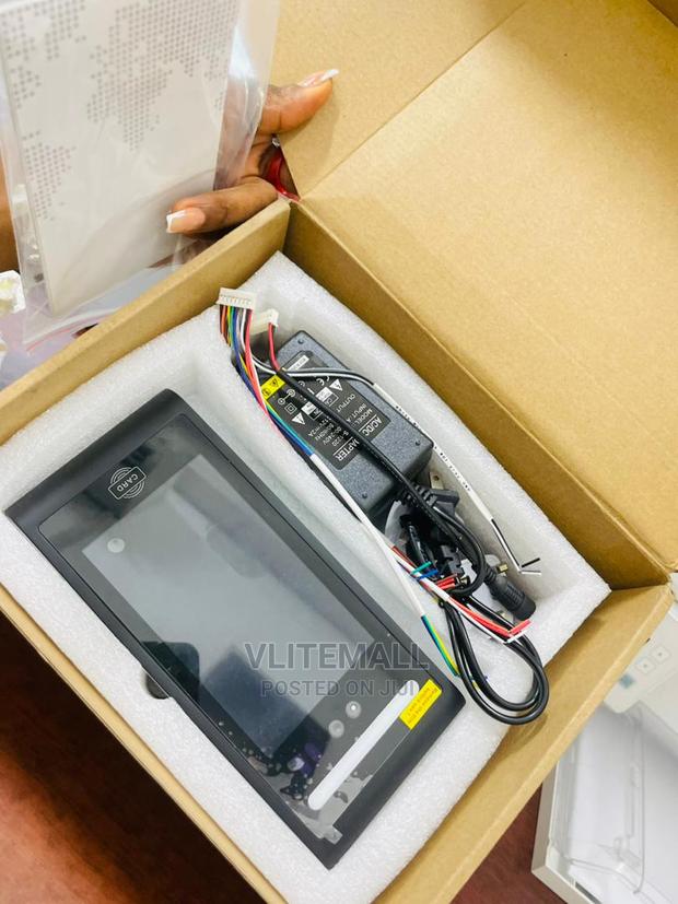 Face Dynamic Attendance Machine (RA05L) · Photo 2