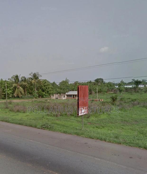 4 Plots at Asankare on Kumasi - Accra Highways · Photo 2