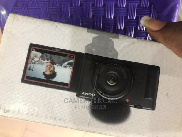 Sony Zv-e10 Digital Camera · Photo 2