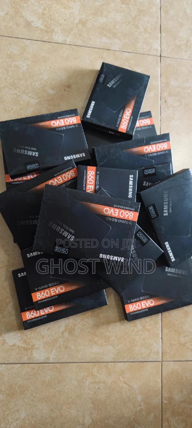 Samsung SSD Drives · Photo 1